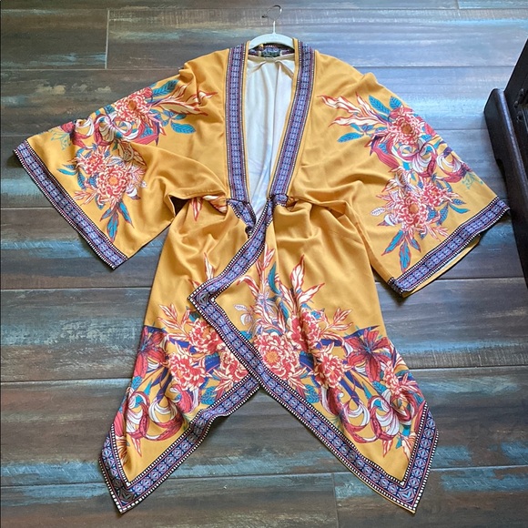 Floral Kimono with Vibrant Patterns Flying Tomato from Boot Barn - Picture 1 of 3